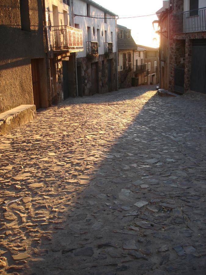 Apartamentos Sierra De Francia Monsagro 外观 照片