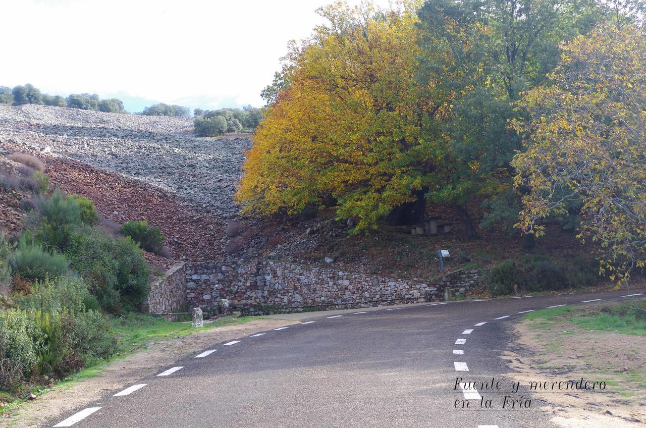Apartamentos Sierra De Francia Monsagro 外观 照片